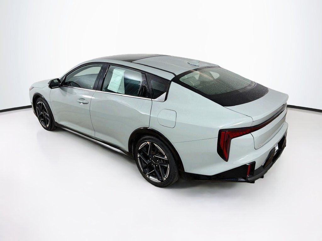 Used 2025 Kia K4 GT-Line w/ GT-Line Premium Package FWD image 7