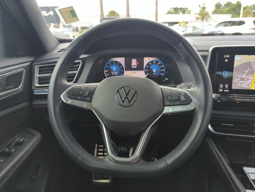 Used 2024 Volkswagen Atlas Cross Sport SEL Premium R-Line AWD/4WD image 26