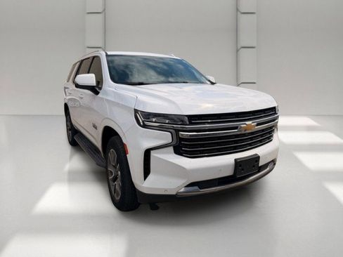 Used 2021 Chevrolet Tahoe LT w/ LT Signature Package RWD image 2