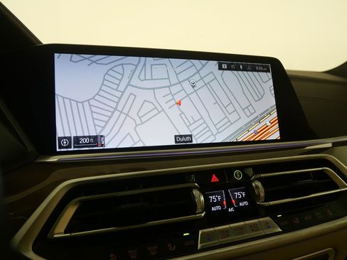 Used 2022 BMW X5 sDrive40i w/ Executive Package image 21