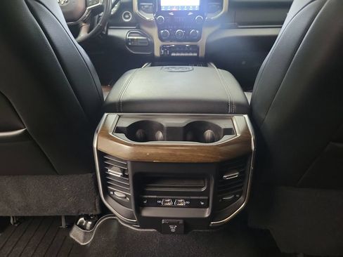 Used 2022 RAM 2500 Laramie AWD/4WD image 22