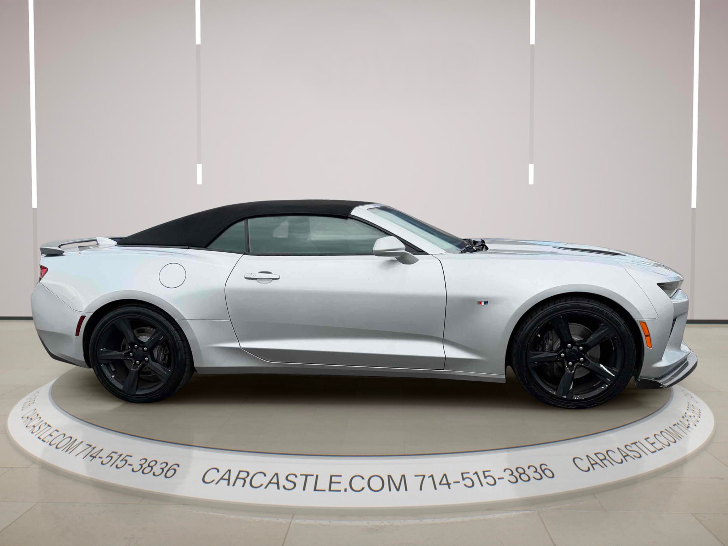 Used 2017 Chevrolet Camaro SS RWD image 6