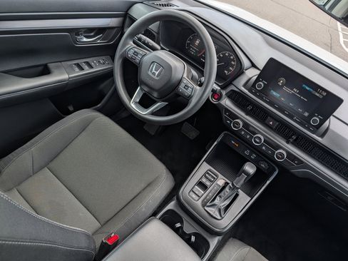 Used 2025 Honda CR-V EX image 9