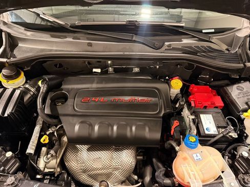 Used 2021 RAM ProMaster City Tradesman SLT image 11