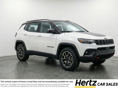 Used 2025 Jeep Compass Trailhawk