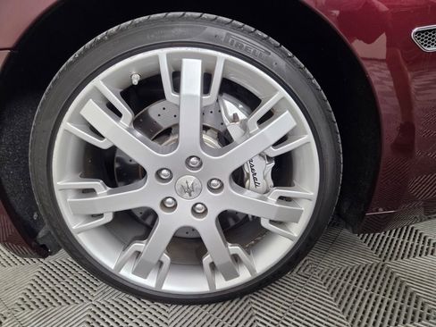 Used 2011 Maserati GranTurismo Convertible RWD image 8