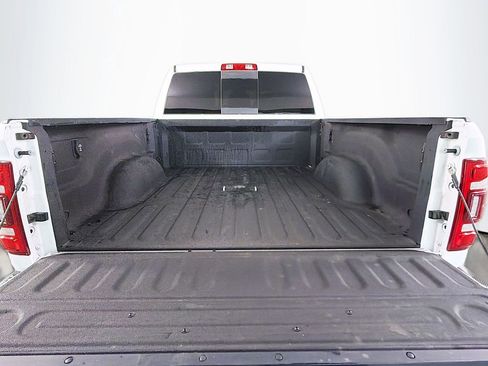 Used 2024 RAM 3500 Limited image 29