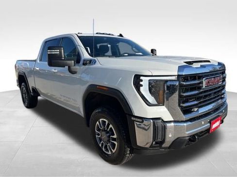 Certified 2025 GMC Sierra 2500 SLE w/ SLE Value Package; AWD/4WD image 4