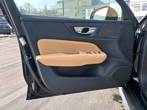 New 2026 Volvo V60 B5 Cross Country Ultra w/ Protection Package Premier image 9