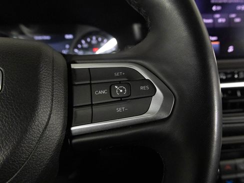 Used 2022 Jeep Compass Altitude w/ Convenience Group image 32