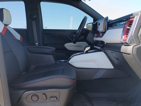 Used 2023 GMC Canyon AT4X image 55