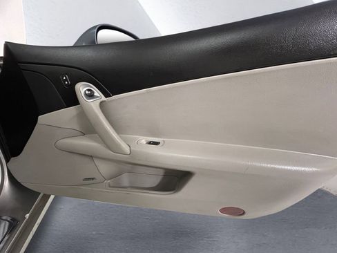 Used 2007 Chevrolet Corvette Convertible w/ Preferred Equipment Group image 15