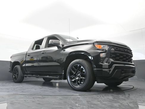 Used 2024 Chevrolet Silverado 1500 Custom RWD image 57