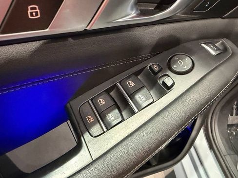 Used 2024 BMW X5 M60i AWD/4WD image 35