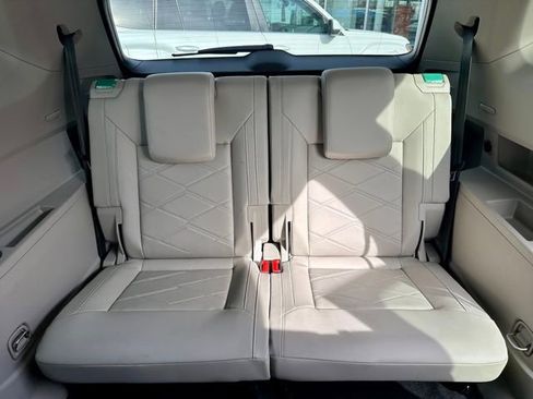 Used 2024 Volkswagen Atlas SE image 19