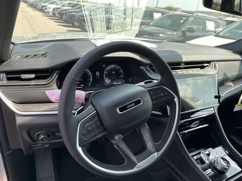 New 2026 Jeep Grand Cherokee L Limited w/ Limited Altitude Package AWD/4WD image 3