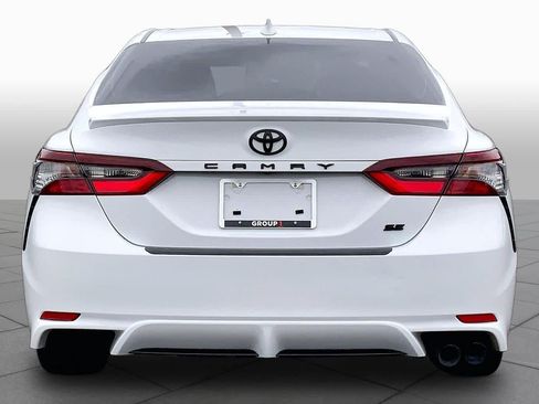 Used 2024 Toyota Camry SE w/ Convenience Package FWD image 5