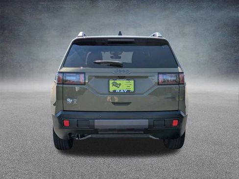 New 2026 Jeep Cherokee Laredo AWD/4WD image 4
