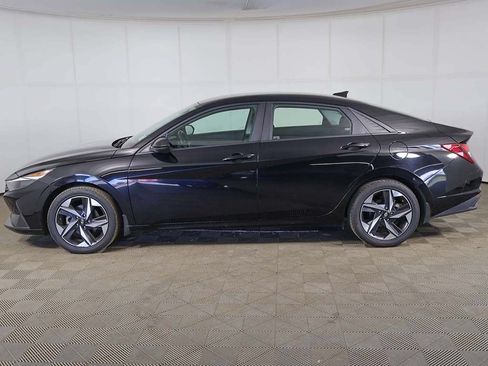 Certified 2023 Hyundai Elantra SEL w/ Convenience Package FWD image 10