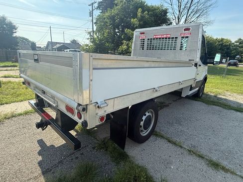 Used 2018 Ford Transit 250 138 image 4