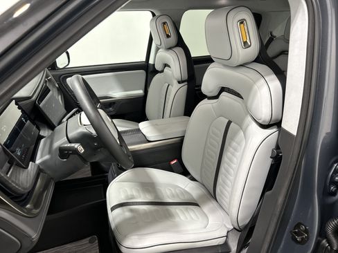 Used 2023 Rivian R1T Adventure AWD/4WD image 20