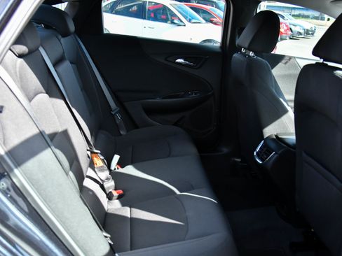 Used 2023 Chevrolet Malibu LT image 37