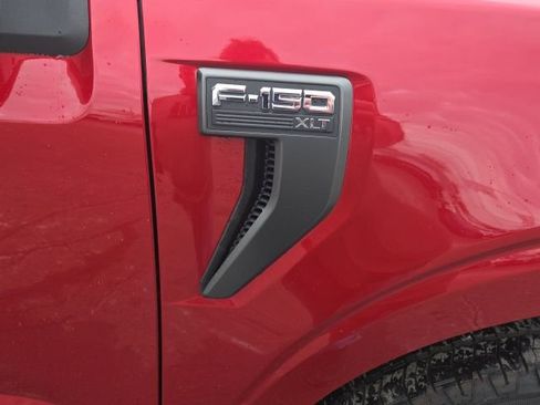 Certified 2022 Ford F150 XLT w/ Equipment Group 302A High image 5