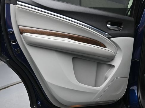 Used 2019 Acura MDX SH-AWD w/ Advance Package image 17
