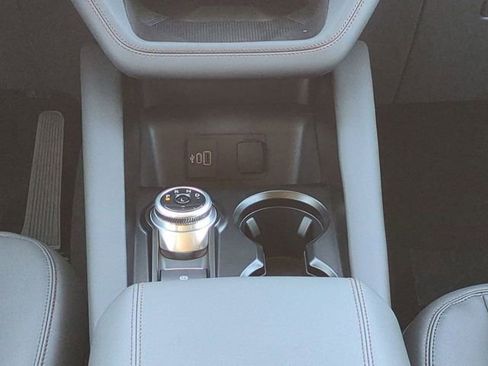 New 2026 Ford Explorer Active w/ Active Comfort Package image 19