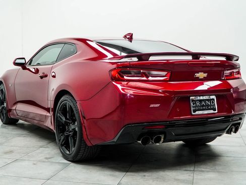 Used 2017 Chevrolet Camaro SS image 11