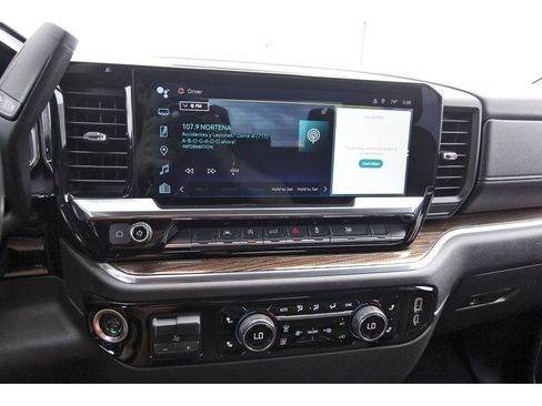 Used 2025 Chevrolet Silverado 1500 LT image 21