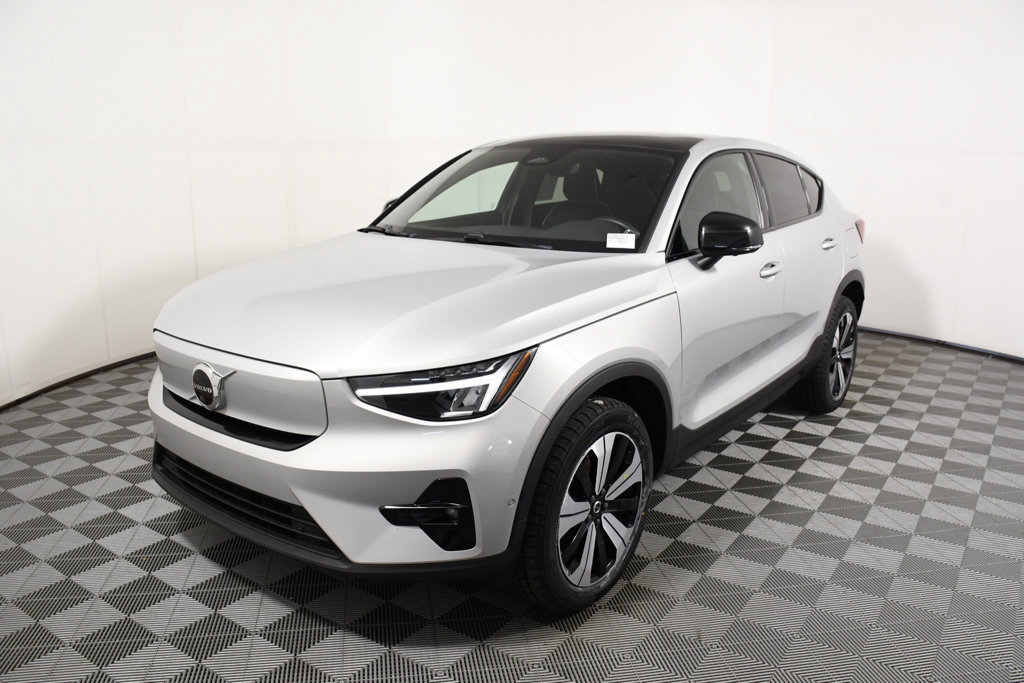 Used 2023 Volvo C40 P8 Recharge Plus AWD/4WD image 1