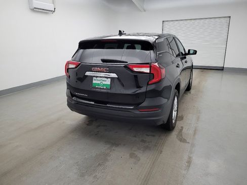 Used 2023 GMC Terrain SLE image 7