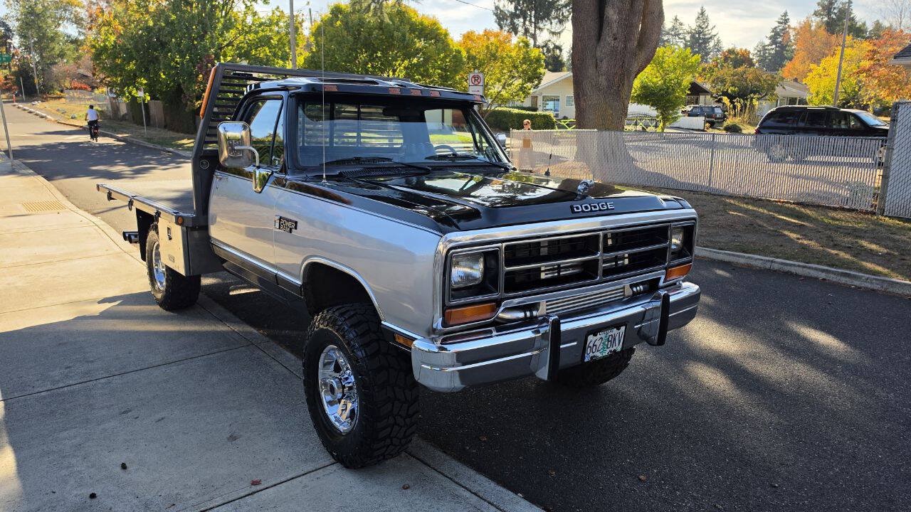 Used 1990 Dodge D/W Truck 250 AWD/4WD image 3