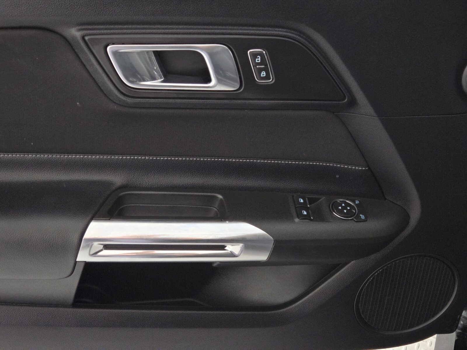 Used 2019 Ford Mustang Coupe w/ Ford Safe & Smart Package RWD image 19