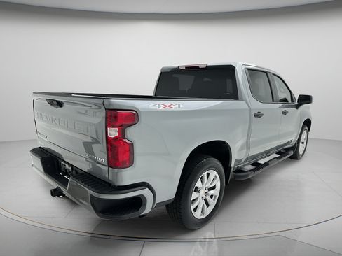 Used 2024 Chevrolet Silverado 1500 Custom AWD/4WD image 5