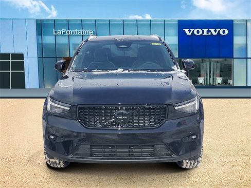 New 2026 Volvo XC40 B5 Ultra w/ Protection Package Premier image 2