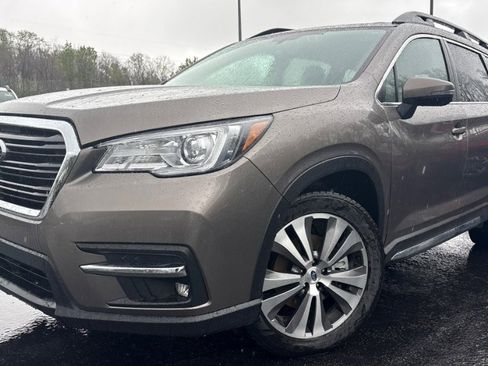 Used 2021 Subaru Ascent Limited w/ Technology Package AWD/4WD image 3