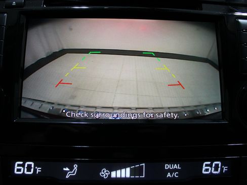 Used 2021 Nissan Rogue Sport SV FWD image 35
