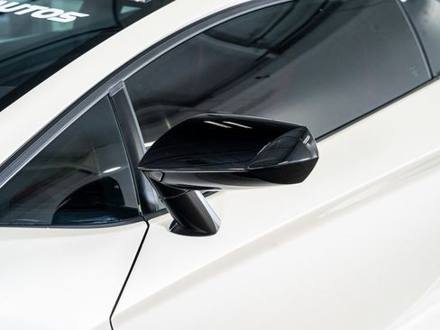 Used 2017 Lamborghini Aventador S image 22