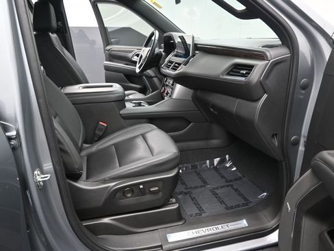 Used 2023 Chevrolet Tahoe LT w/ LT Signature Plus Package image 17
