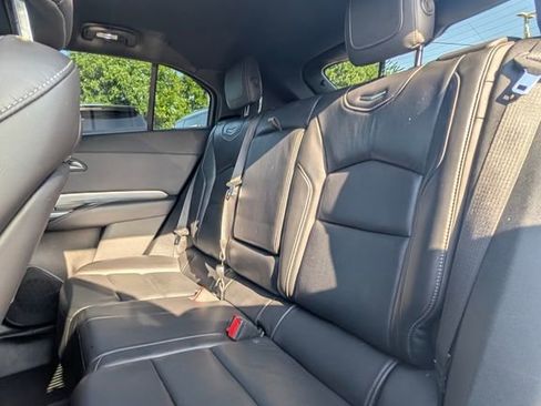 Used 2019 Cadillac XT4 Premium Luxury FWD image 7