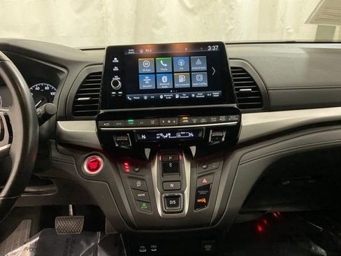 Used 2025 Honda Odyssey Sport-L image 17