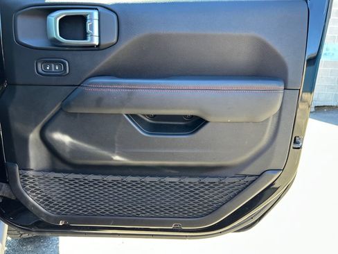 Used 2020 Jeep Gladiator Rubicon image 25