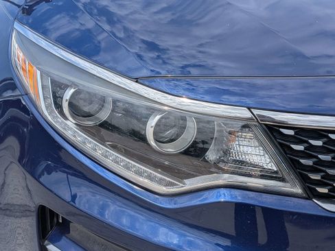Used 2016 Kia Optima EX w/ Premium Package FWD image 10