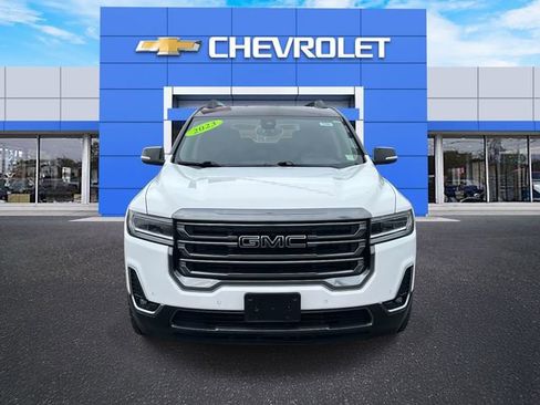 Certified 2023 GMC Acadia AT4 image 2