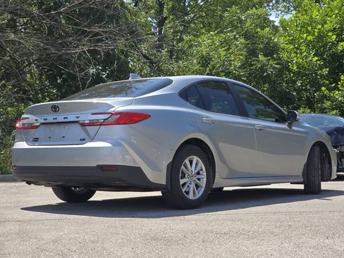 Used 2025 Toyota Camry LE w/ Convenience Package AWD/4WD image 14