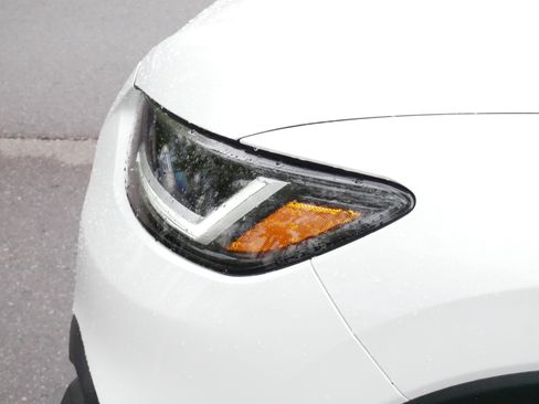 Used 2027 Honda HR-V Sport image 16