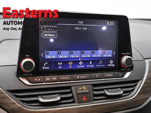 Used 2025 Nissan Altima 2.5 SV FWD image 19