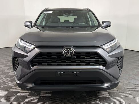 Used 2024 Toyota RAV4 XLE FWD image 5